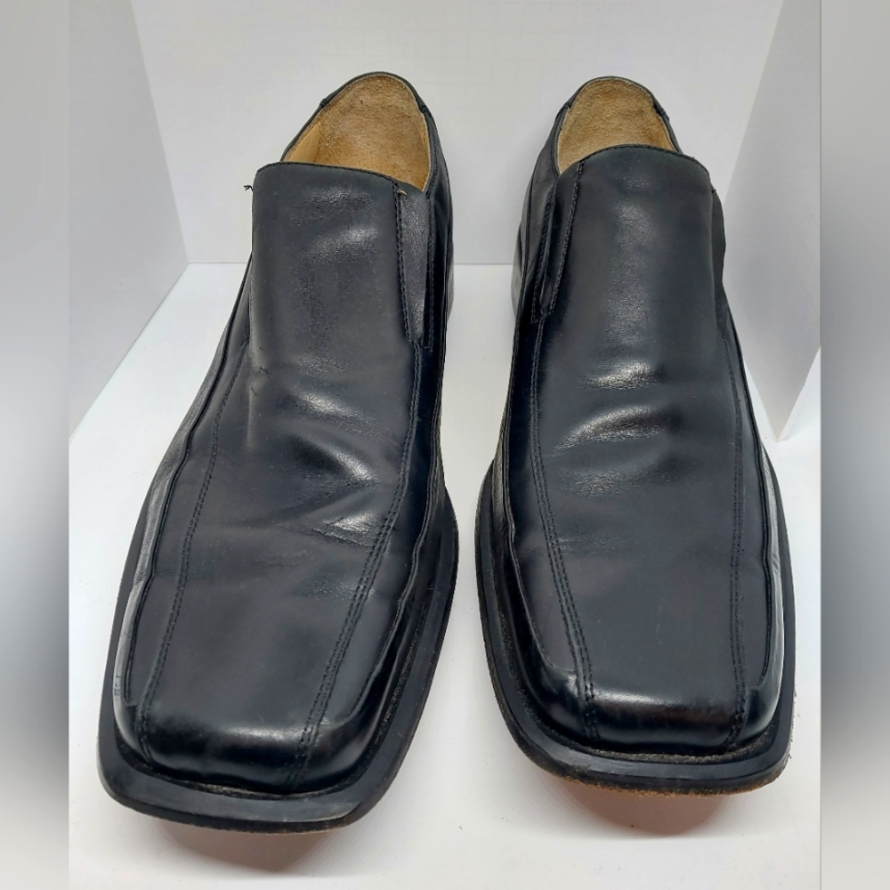 KENNETH COLE SZ-11